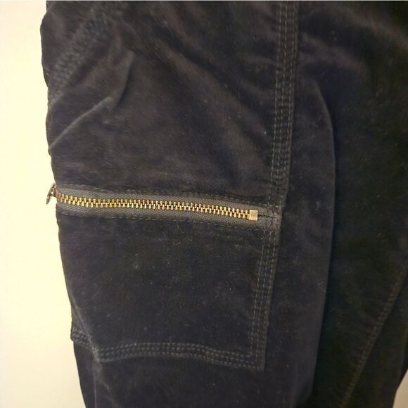 Women's Joie black velvet pants size 25 - Picture 3 of 9